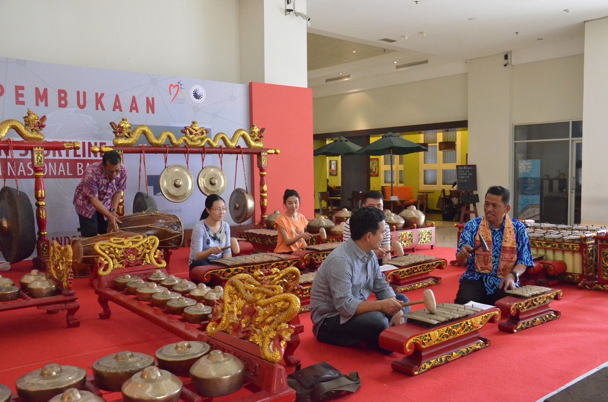 gamelan tour jakarta