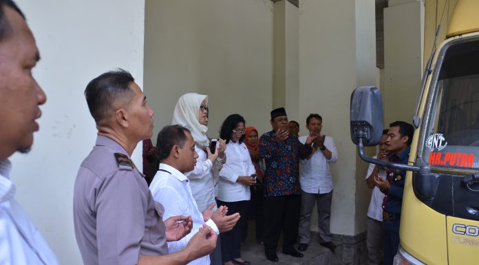 Pemindahan Koleksi Museum Nasional ke Storage TMII