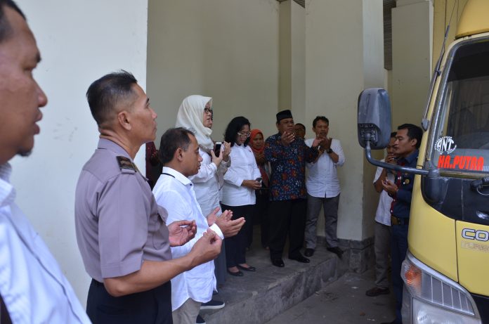 Pemindahan Koleksi Museum Nasional ke Storage TMII